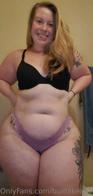 Hot thick chick #vYkicHp2