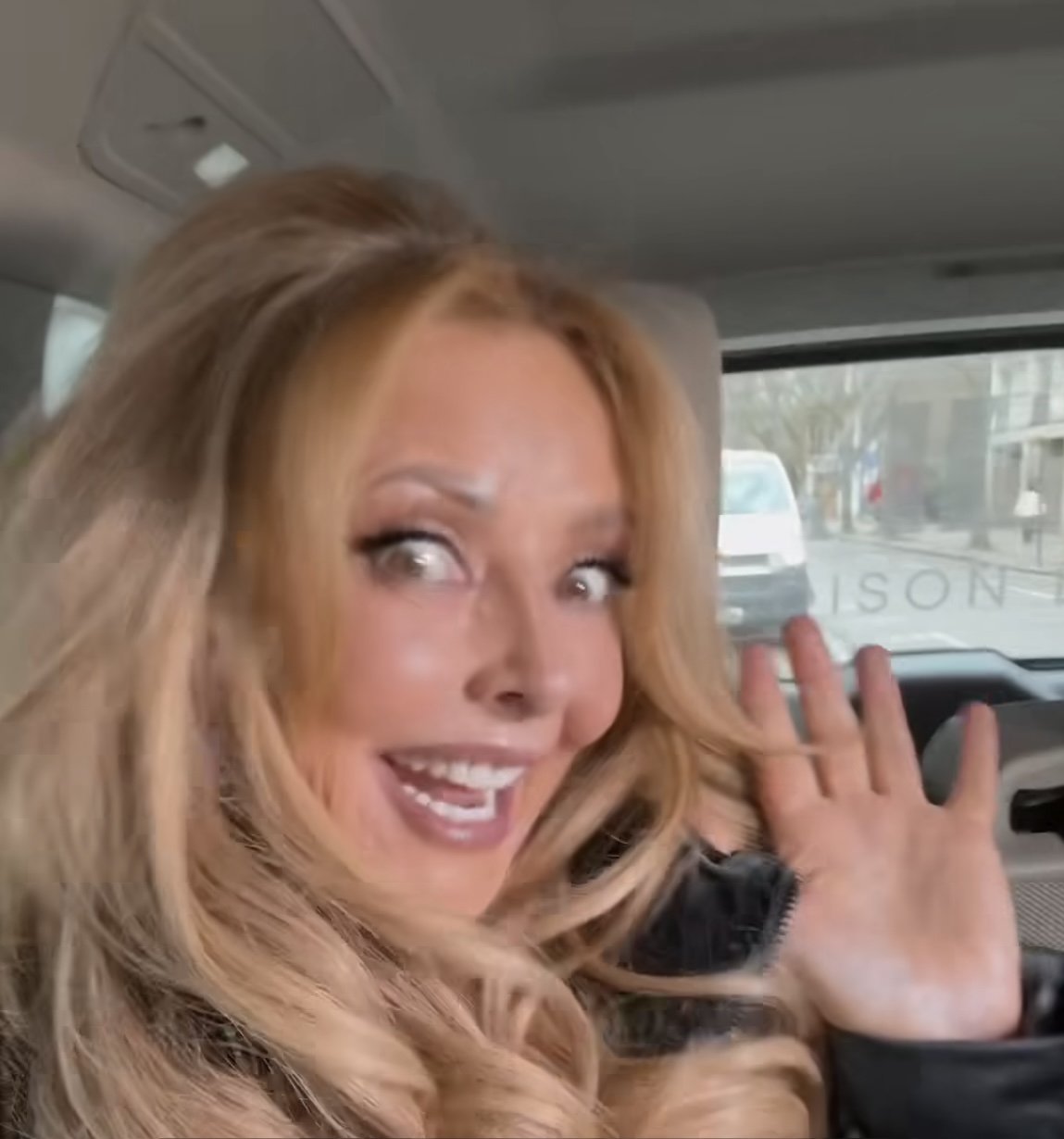 Carol Vorderman #GTklYwhR