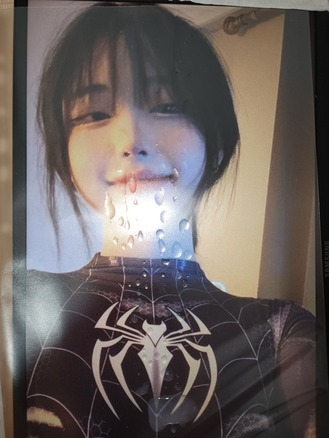 QWER - Hina Cumtribute #9AQoKybN